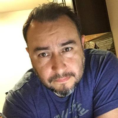 Profile Picture of Michael Holguin (@mikeholguin) on Twitter