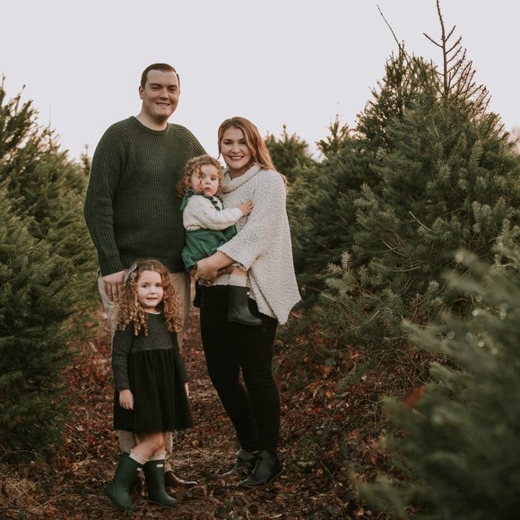 Profile Picture of Stephanie Torok (@storok) on Poshmark