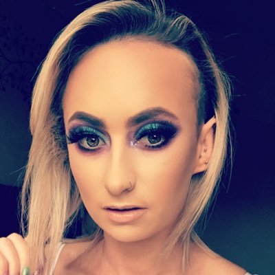 Profile Picture of Siobhan Lough-Scott (@ShivviAE) on Twitter