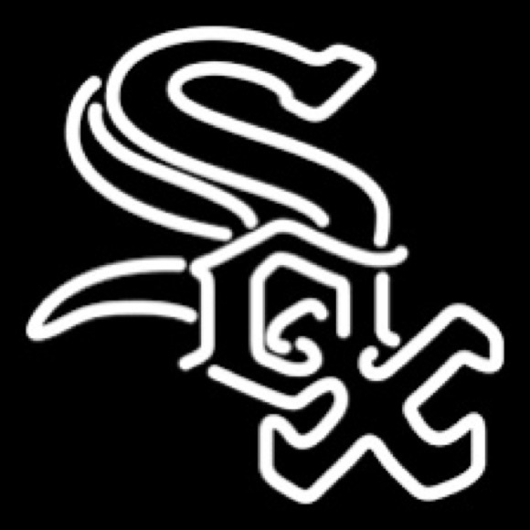 Profile Picture of Chris Banks (@chrisbanks692) on Poshmark