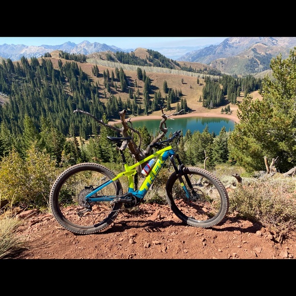 Profile Picture of Dustin Boothe (@dustinboothe) on Poshmark