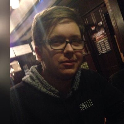 Profile Picture of Niven (@DanielNiven77) on Twitter