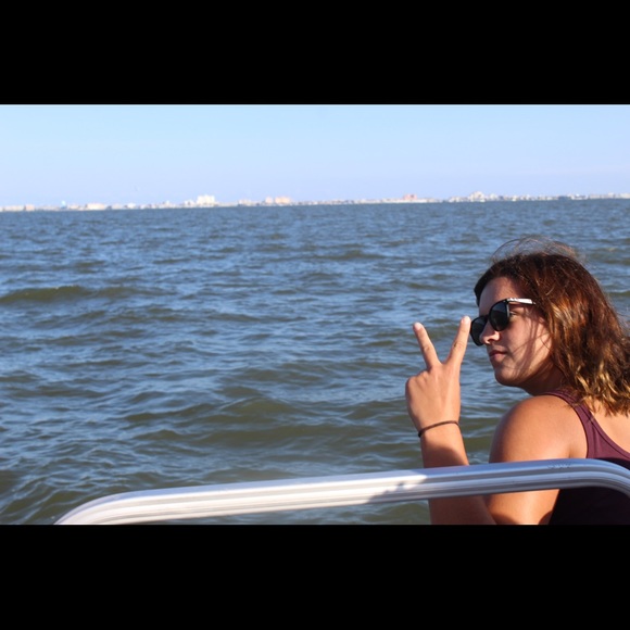 Profile Picture of Kelli Shepardson (@kellishep1) on Poshmark