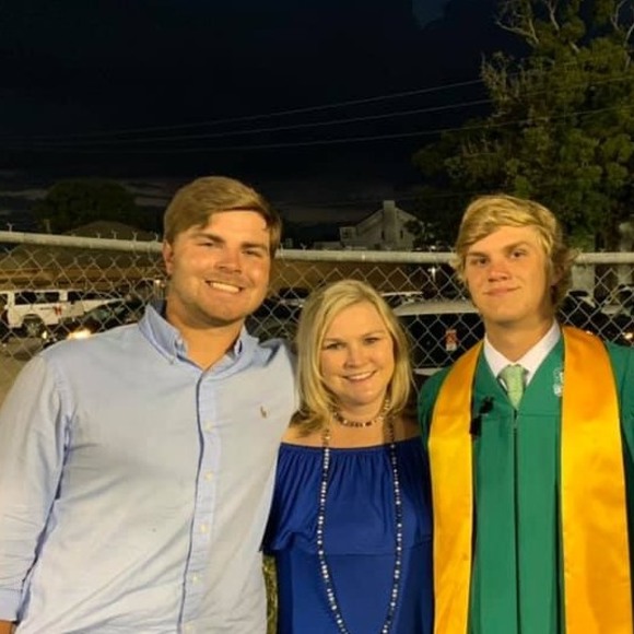 Tyler Conn - Poshmark Profile Picture of Tyler Conn (@tconn33) on Poshmark