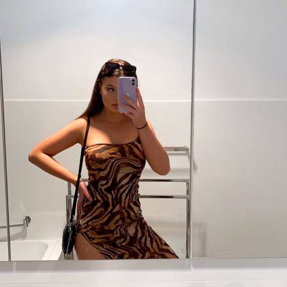 Profile Picture of Paris Bagnall (@parisbagnall) on Poshmark