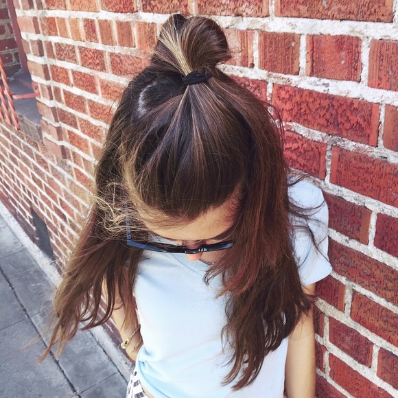 Grace Dennen - Poshmark Profile Picture of Grace Dennen (@grace_dennen) on Poshmark