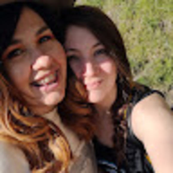 Kate Crook-house - Poshmark Profile Picture of Kate Crook-house (@kjc2390) on Poshmark