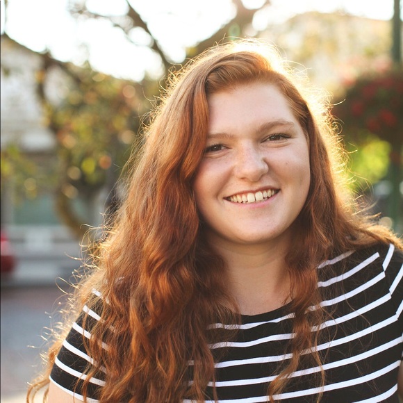 Annie Tokarek - Poshmark Profile Picture of Annie Tokarek (@anniet391) on Poshmark