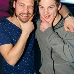 Profile Picture of David Salzmann (@b01fd0654772471) on Twitter