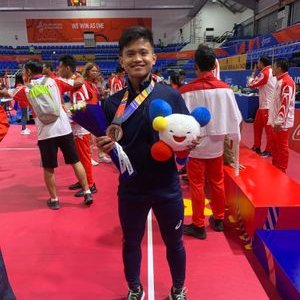 Profile Picture of Vince Alyson Torno (@TornoVince) on Twitter