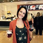Profile Picture of Rena Robertson (@renabrianne) on Instagram