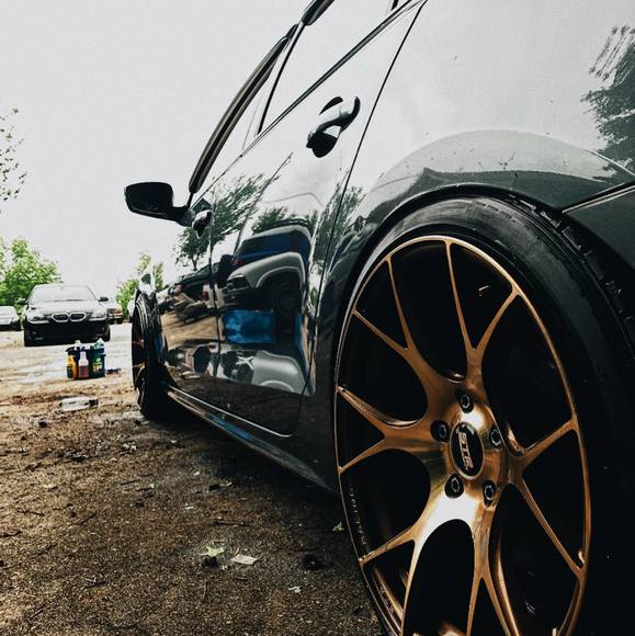 Profile Picture of Logan Wilson (@loganwilson13) on Poshmark