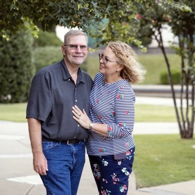 Profile Picture of Robert Elkins (@RobertElkins15) on Twitter