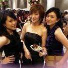 Profile Picture of Stephanie Liunardi (@lemoen) on Pinterest