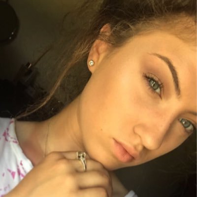 Profile Picture of Lucy Milner (@LucyMilner27) on Twitter