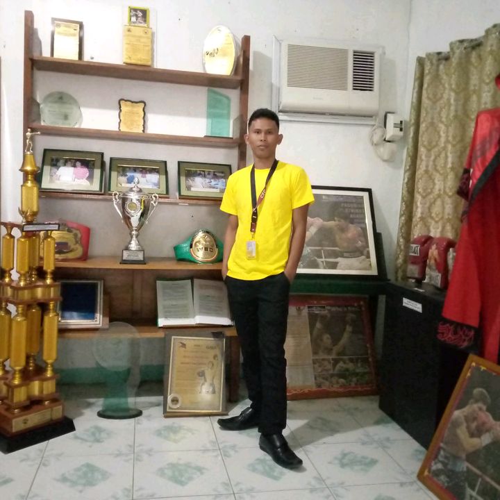 wala kang jowa - Tiktok Profile Picture of wala kang jowa (@aronsoliviomichael3) on Tiktok