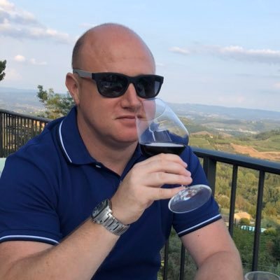 Profile Picture of John Hooks (@johnhooks77) on Twitter