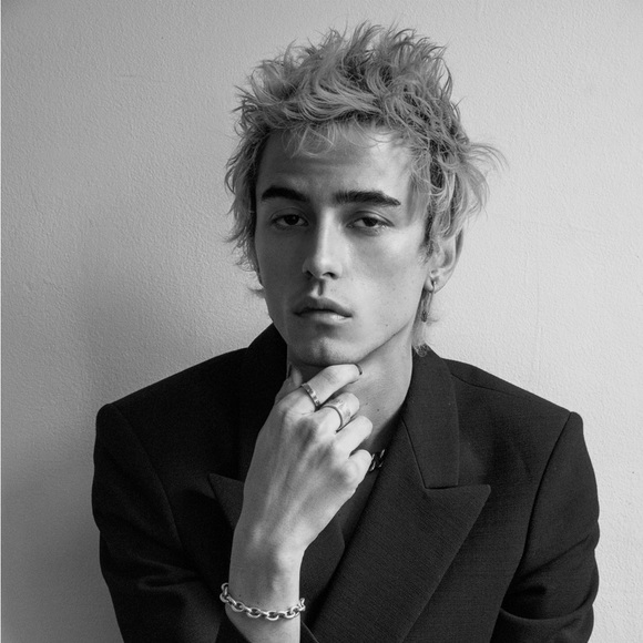 Profile Picture of Lucas Machado (@lmachado93) on Poshmark