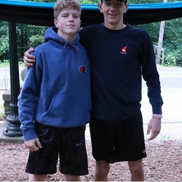 Profile Picture of Tyler Schaller (@tschaller59) on Poshmark