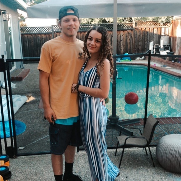 Profile Picture of Kylee Ivy (@kivy409) on Poshmark