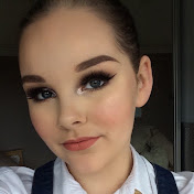 Profile Picture of Vanessa Riddle (@Cherrypie2106) on Youtube