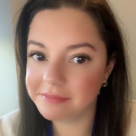Profile Picture of Corey Hinton Williams (@rachelcorey) on Pinterest
