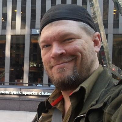 Profile Picture of Dave Moss (@t0wnp1ann3r) on Twitter