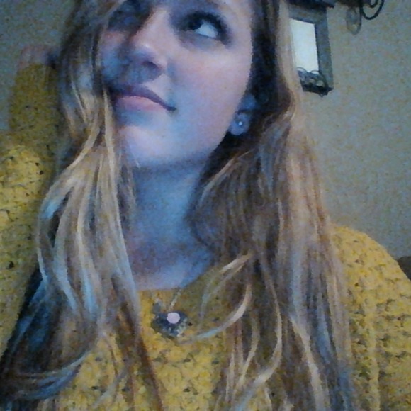 Jasmine Kaye - Poshmark Profile Picture of Jasmine Kaye (@jasminekaye) on Poshmark