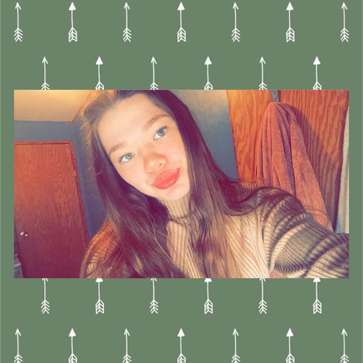 Profile Picture of 💫🦋ᥫ᭡ (@mackenzieschnider) on Tiktok