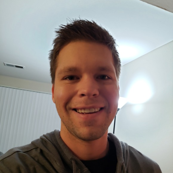 Corwin Skillington - Poshmark Profile Picture of Corwin Skillington (@corwin182) on Poshmark