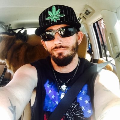 Profile Picture of Westin James Reich (@D3S3RTBRO) on Twitter