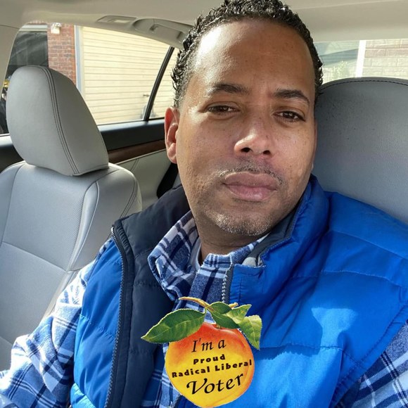 Profile Picture of Windell Williams (@windellw) on Poshmark