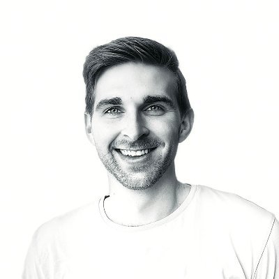 Profile Picture of John-Michael Murphy (@johnmichael_mur) on Twitter