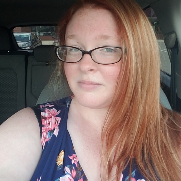 Darian Cooper - Poshmark Profile Picture of Darian Cooper (@dariancooper93) on Poshmark