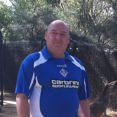 Profile Picture of Gary Hurst (@oafcblue) on Twitter