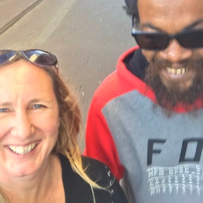 Profile Picture of Laura Keene (@Laurakeene1971) on Twitter