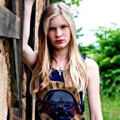 Profile Picture of Julia Szymczak (@Julia3099) on Twitter