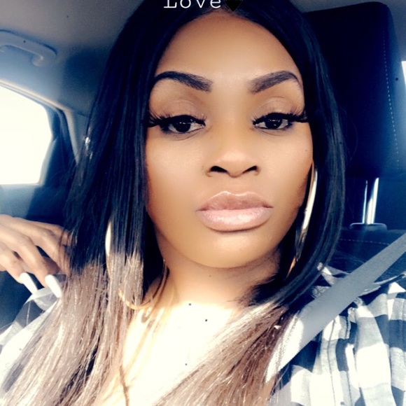 Profile Picture of Coko Williams (@cokoloso83) on Poshmark