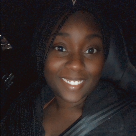 Profile Picture of Dominique Allen (@dominiqueall600) on Poshmark