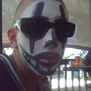 Profile Picture of Jonathan Lienhard (@x3triplocox3) on Myspace