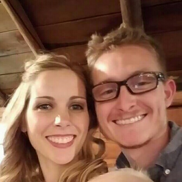 Profile Picture of Katie Halladay (@khalladay1121) on Poshmark