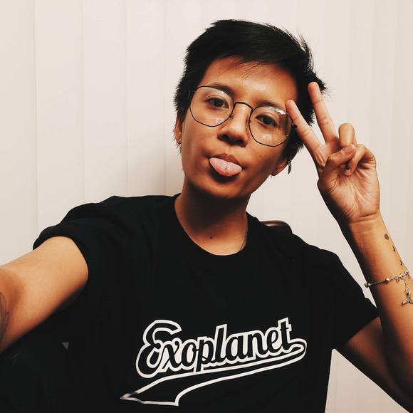 Profile Picture of Christiana Boado (@chwisti) on Poshmark