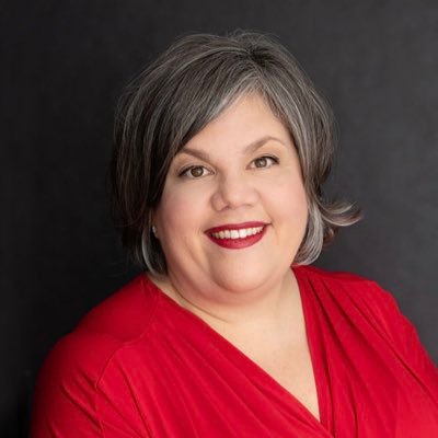 Profile Picture of Amy Fish (@amyfishwrites) on Twitter