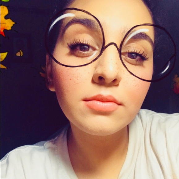 Profile Picture of Ala Saadeh (@alasaadeh) on Poshmark
