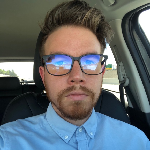 Profile Picture of Kevin Geary (@kevinx702) on Poshmark