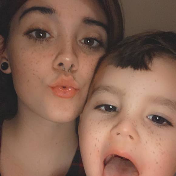 Profile Picture of Daelea Lippoldt (@daelea) on Poshmark