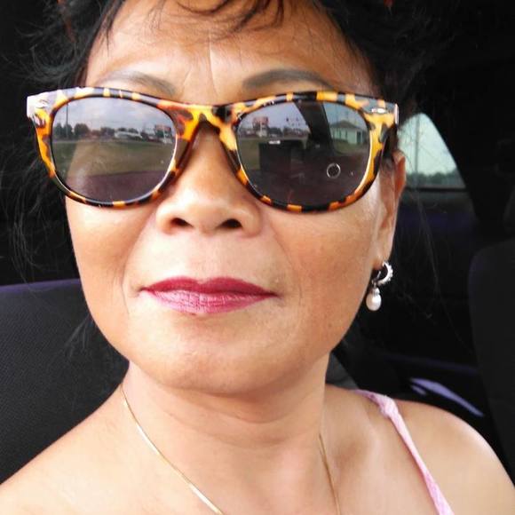 Profile Picture of Teresa Fleming (@tmista60) on Poshmark