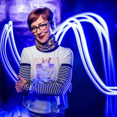 Profile Picture of Jonatha Brooke (@jonathabrooke) on Twitter