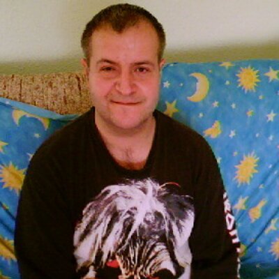 Profile Picture of Victor Bernabe Diaz (@bibirock2000) on Twitter