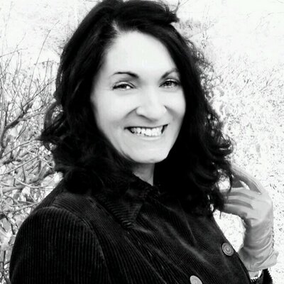 Profile Picture of Jacqueline Adamson (@jaxjellybean63) on Twitter